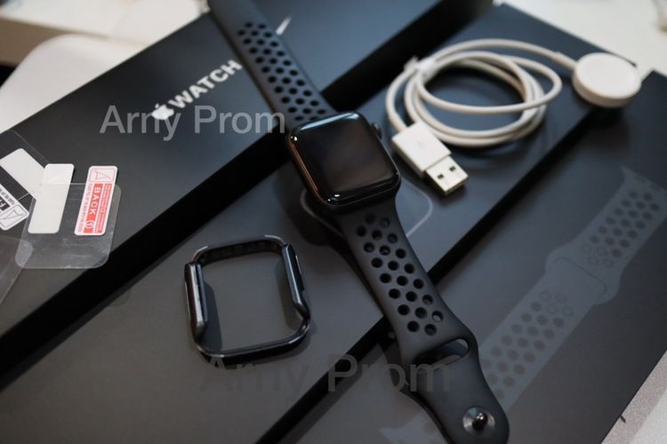 Apple Watch Series 6 Nike GPS 40mm สี Space Gray สภาพสวย
