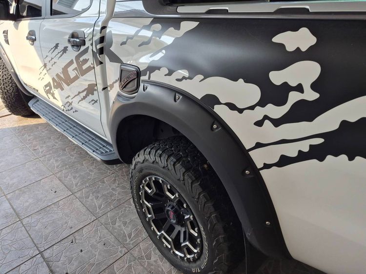 รถ Ford Ranger 2.0 Hi-Rider Wildtrak สี ขาว
