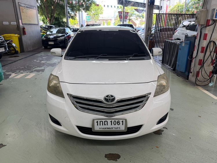 Toyota Vios 2012 1.5 E Sedan เบนซิน LPG เกียร์อัตโนมัติ ขาว รูปที่ 2