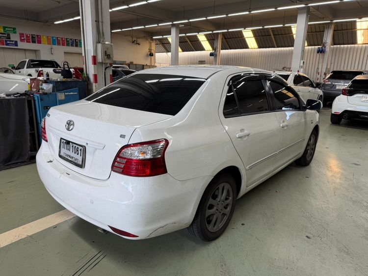 Toyota Vios 2012 1.5 E Sedan เบนซิน LPG เกียร์อัตโนมัติ ขาว รูปที่ 4