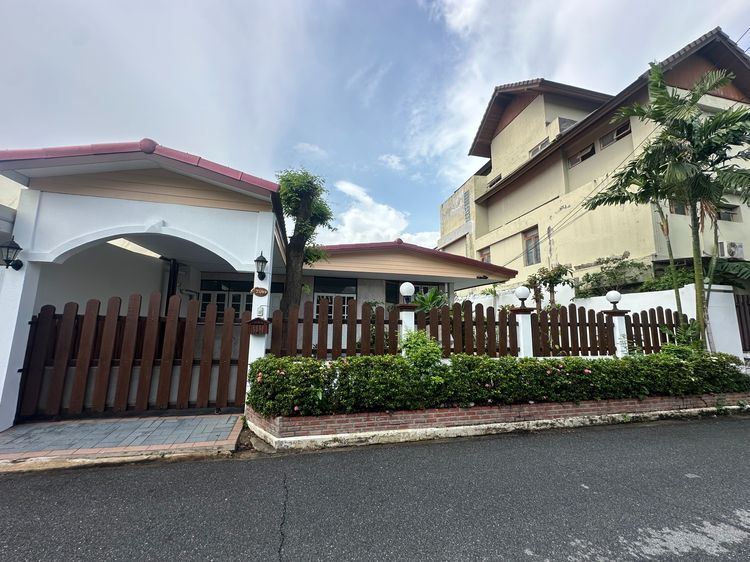 อื่นๆ ไม่มี สร้างเสร็จก่อน 2010 🏡 ขายบ้านเดี่ยวชั้นเดียว   54 ตร.ว.  รีโนเวทใหม่ พร้อมเข้าอยู่  ม.เสริมมิตร ซอยนวมินทร์ 68   รีโนเวทใหม่ พร้อมเข้าอยู่