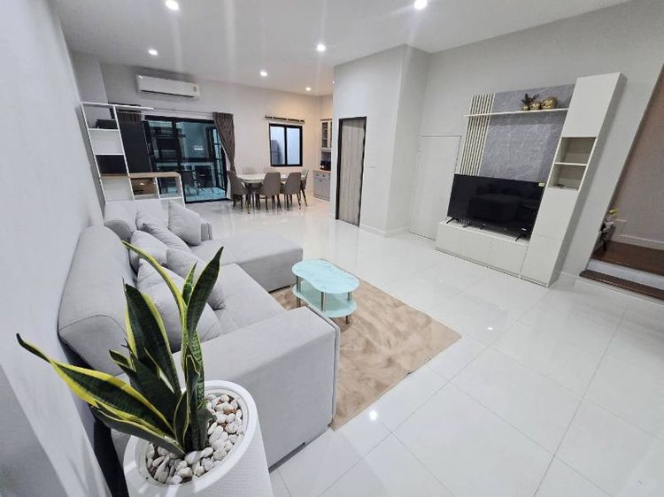 āļāļāđāļāđāļāļāļĢāļ ðĄ Luxury Modern Townhouse for Rent with Swimming Pool, Garden & Gym ,THB 46,000 Sukhumvit 103 , BTS Udom Suk āđāļŦāđāđāļāđāļēāļāļēāļ§āļāđāđāļŪāđāļēāļŠāđāļŦāļĢāļđāļĄāļĩāļŠāļĢāļ°,āļŠāļ§āļ,āļāļīāļāđāļāļŠ āļĢāļđāļāļāļĩāđ 3