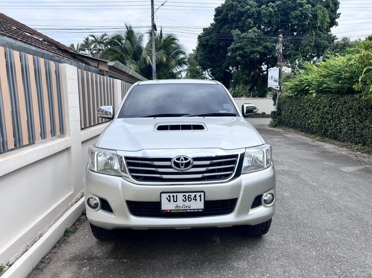 รถ Toyota Hilux Vigo Champ Double Cab 2.5 G VNT Prerunner สี บรอนซ์เงิน