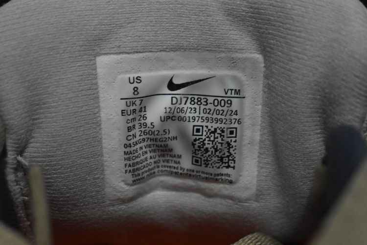 ส่งฟรี รองเท้า Nike (2024) มือสอง ของแท้ Size 41 ความยาว 26 ซม. รูปที่ 8