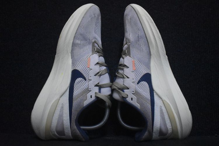 ส่งฟรี รองเท้า Nike (2024) มือสอง ของแท้ Size 41 ความยาว 26 ซม. รูปที่ 7