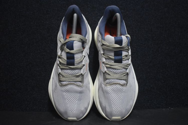 ส่งฟรี รองเท้า Nike (2024) มือสอง ของแท้ Size 41 ความยาว 26 ซม. รูปที่ 4