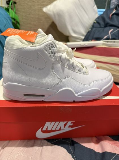 รองเท้าnike
