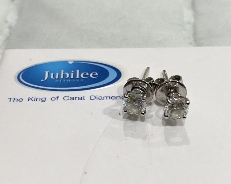 Jubilee ชุดต่างหูเพชรแท้+แหวนเพชรแท้ รูปที่ 3