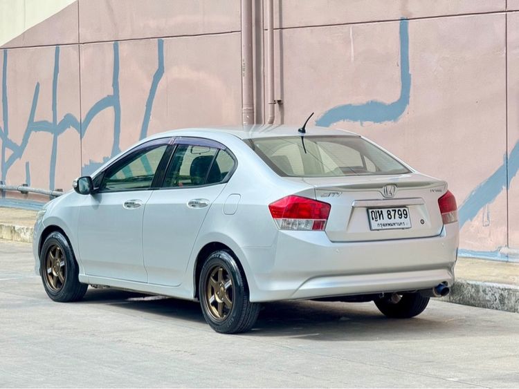 Honda City 2010 1.5 Sv i-VTEC Sedan เบนซิน ไม่ติดแก๊ส เกียร์อัตโนมัติ บรอนซ์เงิน รูปที่ 4