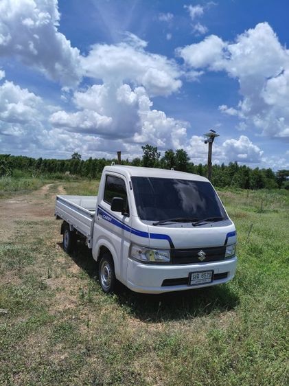 รถ Suzuki Carry 1.5 สี ขาว