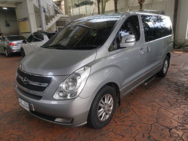 Hyundai H-1 2011 2.5 Deluxe Van ดีเซล ไม่ติดแก๊ส เกียร์อัตโนมัติ เทา รูปที่ 2
