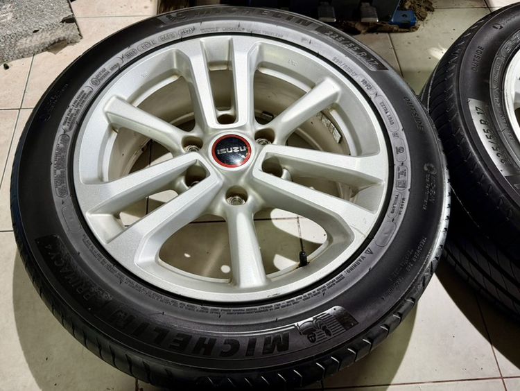 ล้อแม็กISUZU 17 พร้อมยางมิชลีน 225 55 17ดอกสวยงาม รูปที่ 6