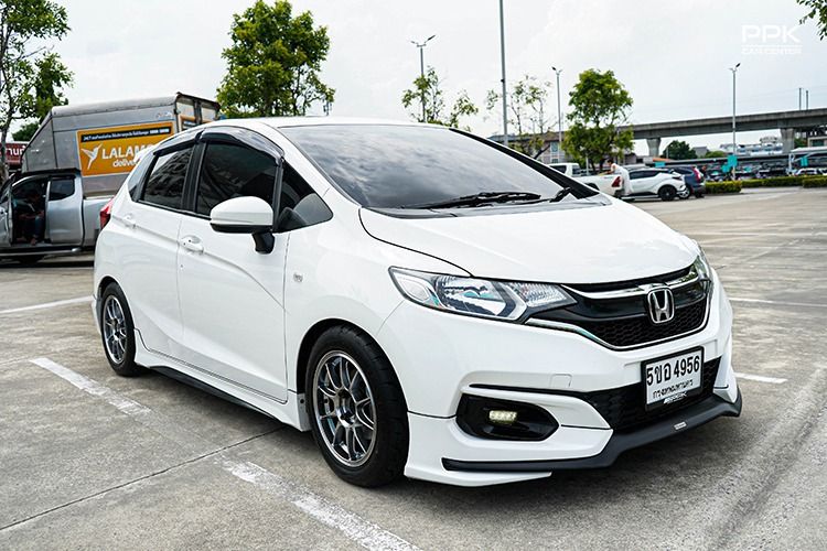 Honda Jazz 2022 1.5 V+ Sedan เบนซิน ไม่ติดแก๊ส เกียร์อัตโนมัติ ขาว รูปที่ 3