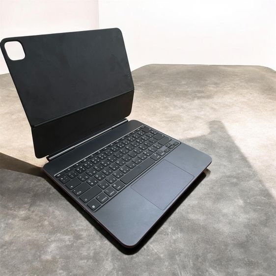 Magic Keyboard iPad Pro 13 นิ้ว ชิพ M5