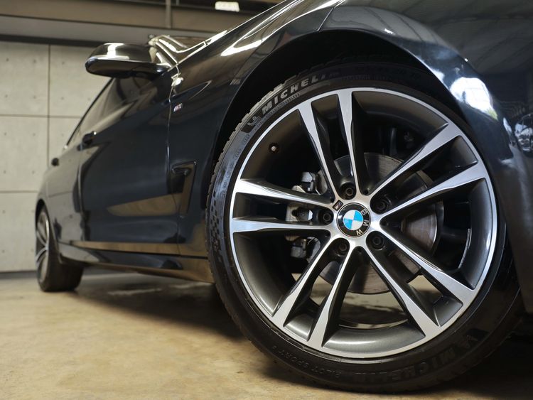 BMW Series 3 2020 320d Sedan ดีเซล ไม่ติดแก๊ส เกียร์อัตโนมัติ ดำ รูปที่ 4