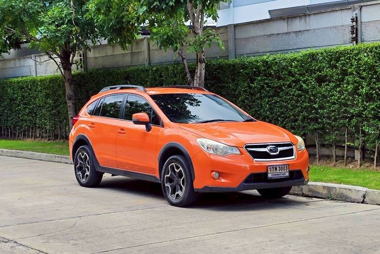 รถ Subaru XV 2.0 XV 4WD สี ส้ม