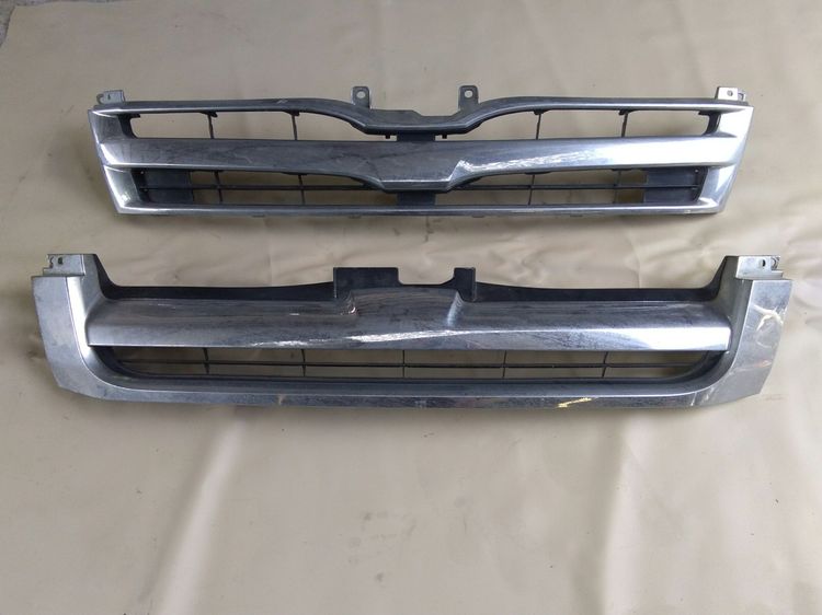 กระจังหน้า อะไหล่รถ รถตู้ มือสอง ของแท้ Toyota Hiace Commuter ตรงรุ่น โฉมปี 2005 - 2013 รูปที่ 3