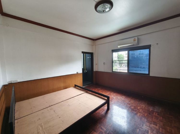🏢 ปล่อยเช่าตึก 2 คูหา 4 ชั้น ทำเลทอง ใจกลางเมืองเชียงใหม่ รูปที่ 3