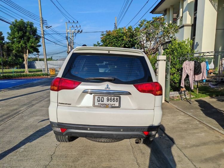Mitsubishi Pajero Sport 2010 2.5 GT Utility-car ดีเซล ไม่ติดแก๊ส เกียร์อัตโนมัติ ขาว รูปที่ 4