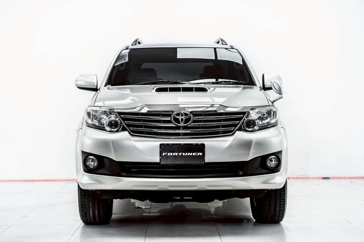 Toyota Fortuner 2014 2.5 V Utility-car ดีเซล ไม่ติดแก๊ส เกียร์อัตโนมัติ เทา รูปที่ 4