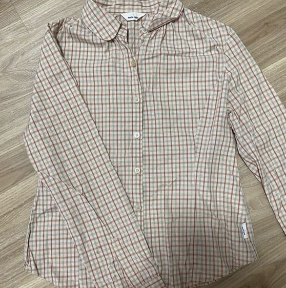 เสื้อเชิ้ตลายตาราง