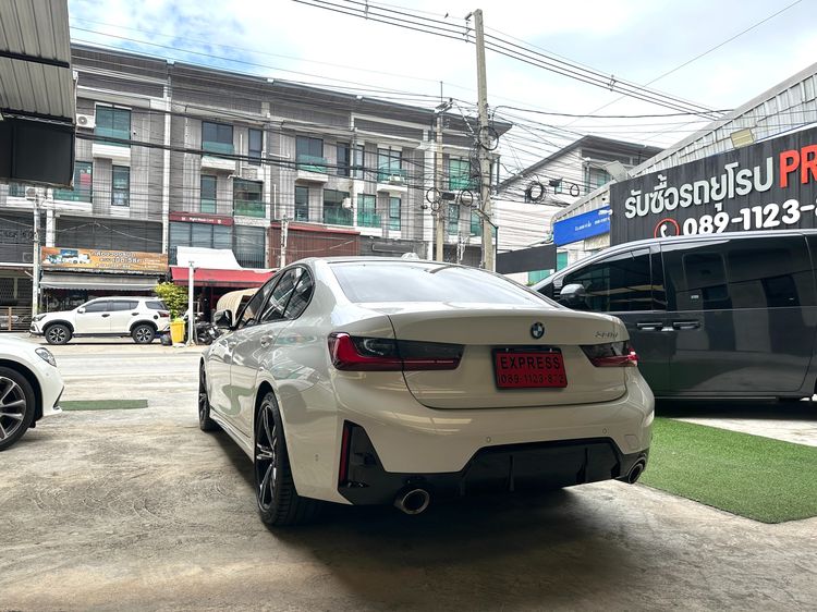 BMW Series 3 2023 320d Sedan ดีเซล ไม่ติดแก๊ส เกียร์อัตโนมัติ ขาว รูปที่ 4