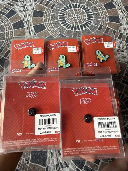 POKEMON Pin เข็มกลัด งานลิขสิทธิ์แท้ จากtrue สภาพของใหม่ในแพ็ค แพ็คมีรอยบางตามสภาพ ของเก่าเก็บ หายากแล้ว สำหรับสะสม