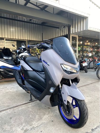 nmax ตัวท้อป y connect  รูปที่ 2