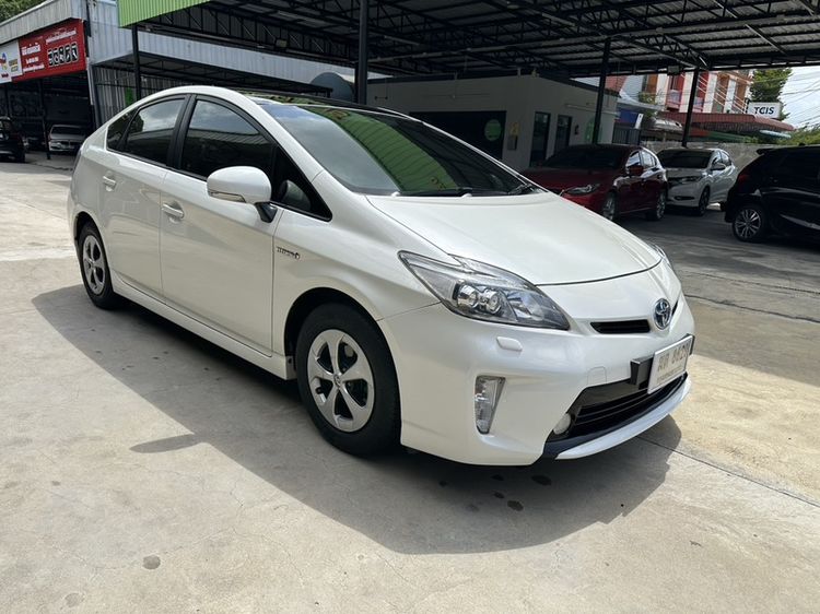 Toyota Prius 2012 1.8 Hybrid Top Option Grade Sedan ไฮบริด ไม่ติดแก๊ส เกียร์อัตโนมัติ ขาว รูปที่ 4