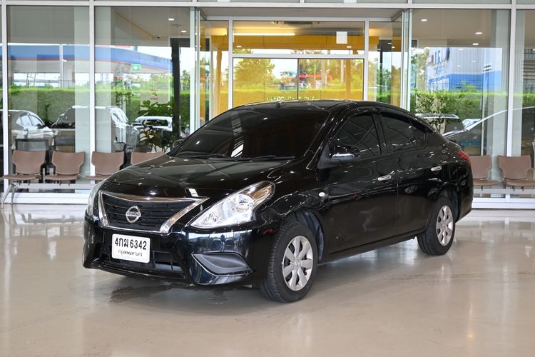 รถ Nissan Almera 1.2 EL สี ดำ