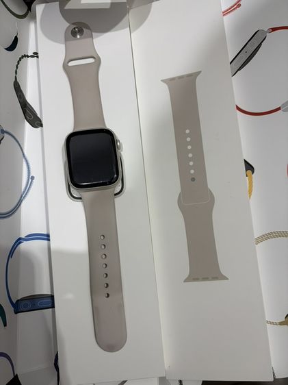 ขาว Apple Watch Series 7 45 mm
