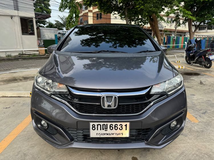 รถ Honda Jazz 1.5 S i-VTEC สี เทา