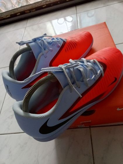 รองเท้าฟุตซอล ผู้ชาย ฟ้า รองเท้า Nike มือสองสภาพสวย