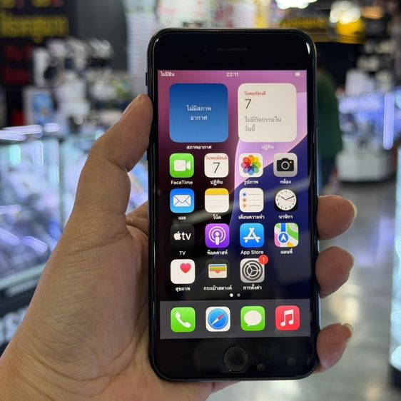 iPhone SE3 2022 64GB สีดำ เครื่องศูนย์ โมเดลTH สภาพสวยมากๆ รองรับ5G สุขภาพแบต77% เครื่องใช้งานดีเยี่ยม ครบยกกล่อง🔥🔥 รูปที่ 2