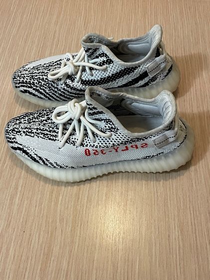 Used Authentic Adidas Yeezy Boost 350 V2 Zebra CP9654 Size US 5.5 รูปที่ 7