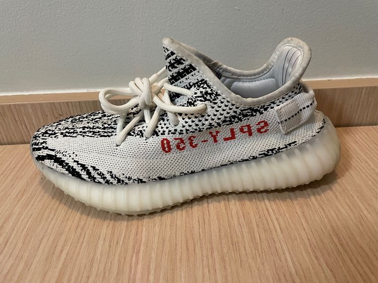 Used Authentic Adidas Yeezy Boost 350 V2 Zebra CP9654 Size US 5.5 รูปที่ 2