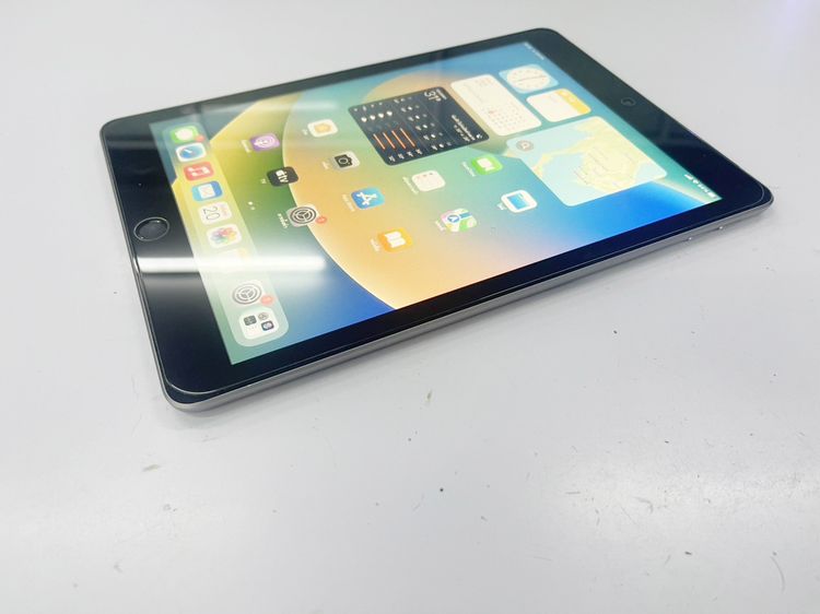IPAD  Gen 5 128 GB Sim ดำ สภาพสวย ไม่เคยซ่อม  แบต 93 ราคาถูกใจ รูปที่ 8