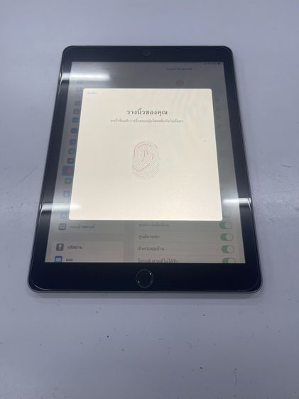 IPAD  Gen 5 128 GB Sim ดำ สภาพสวย ไม่เคยซ่อม  แบต 93 ราคาถูกใจ รูปที่ 4