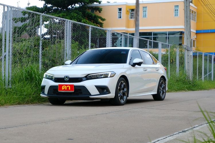 Honda Civic 2023 2.0 eHEV EL+ Sedan เบนซิน ไม่ติดแก๊ส เกียร์อัตโนมัติ ขาว รูปที่ 2