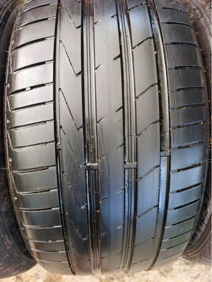 ยาง Hankook คู่หน้า 245 45 19ปี25 คู่หลัง 275 40 19 ปี 25 ชุดละ 6,000 บาทครับ รูปที่ 7