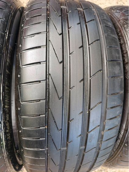 ยาง Hankook คู่หน้า 245 45 19ปี25 คู่หลัง 275 40 19 ปี 25 ชุดละ 6,000 บาทครับ รูปที่ 6