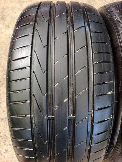 ยาง Hankook คู่หน้า 245 45 19ปี25 คู่หลัง 275 40 19 ปี 25 ชุดละ 6,000 บาทครับ รูปที่ 3
