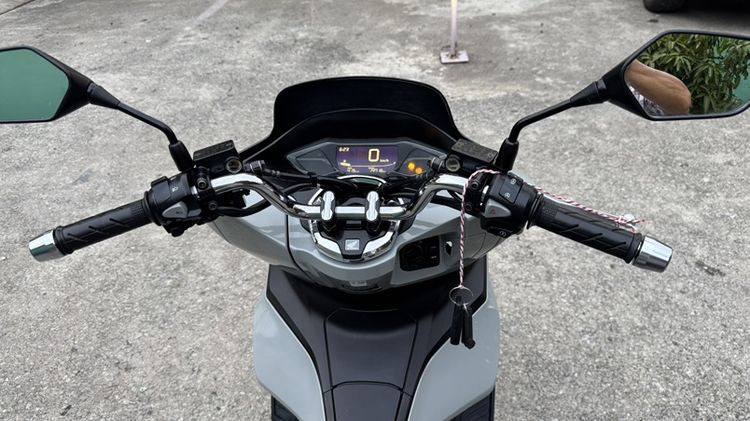 HONDA PCX160ABSเลขทะเบียนซื้อมาสภาพรถนางฟ้าเครื่องดีมากสีสวยมากต้องมาดูของจริงมีสถานที่ให้ทดลองขับขี่ก่อนซื้อ รูปที่ 10