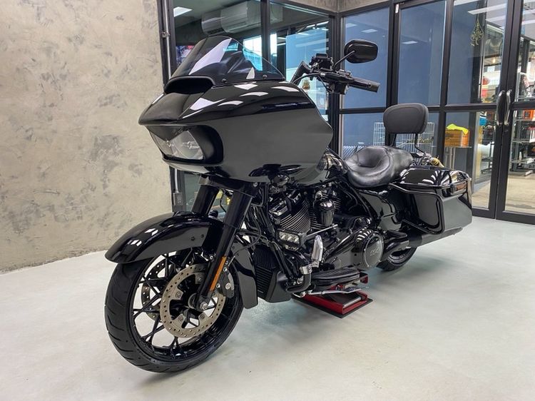 Harley-Davidson Road Glide 114ci รูปที่ 5