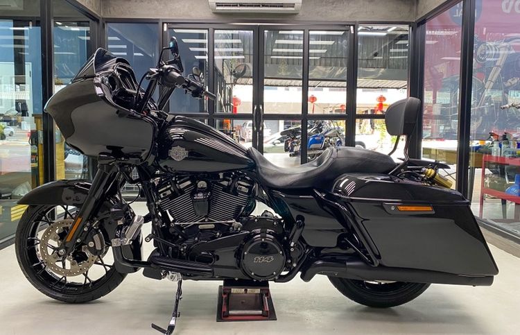 Harley-Davidson Road Glide 114ci รูปที่ 7