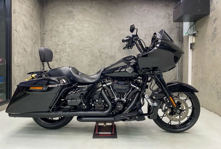 Harley-Davidson Road Glide 114ci รูปที่ 8