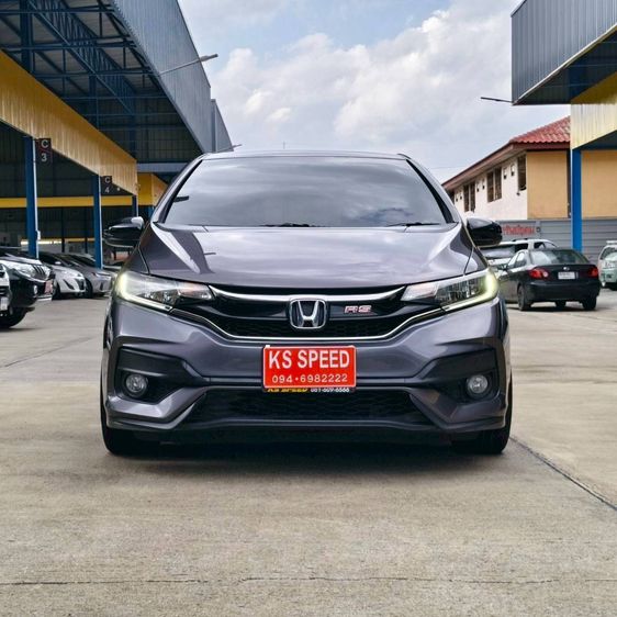 รถ Honda Jazz 1.5 V Plus i-VTEC สี ขาว