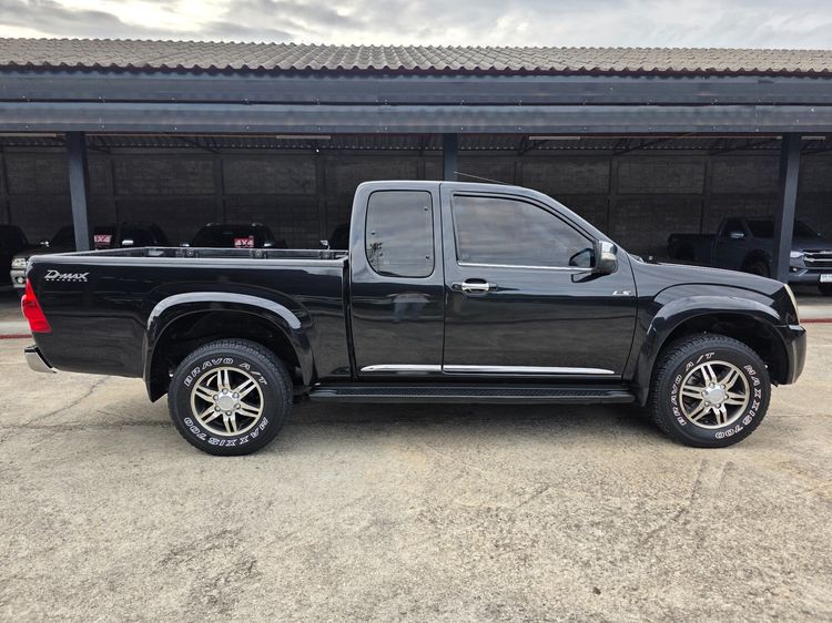 Isuzu D-MAX 2011 2.5 Rodeo LS Super Titanium 4WD Pickup ดีเซล ไม่ติดแก๊ส เกียร์ธรรมดา ดำ รูปที่ 4