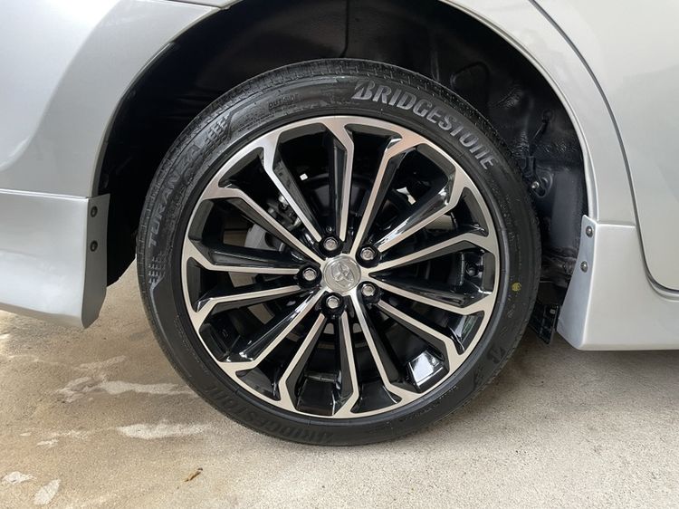 215 Bridgestone Turanza T005A