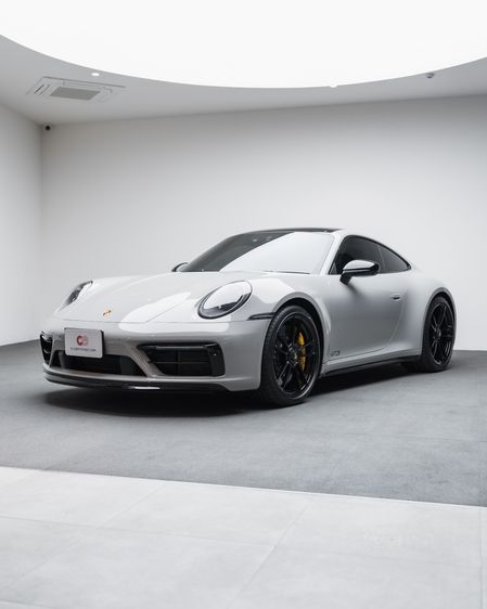 รถ Porsche 911 Carrera GTS 3.0 สี เทา